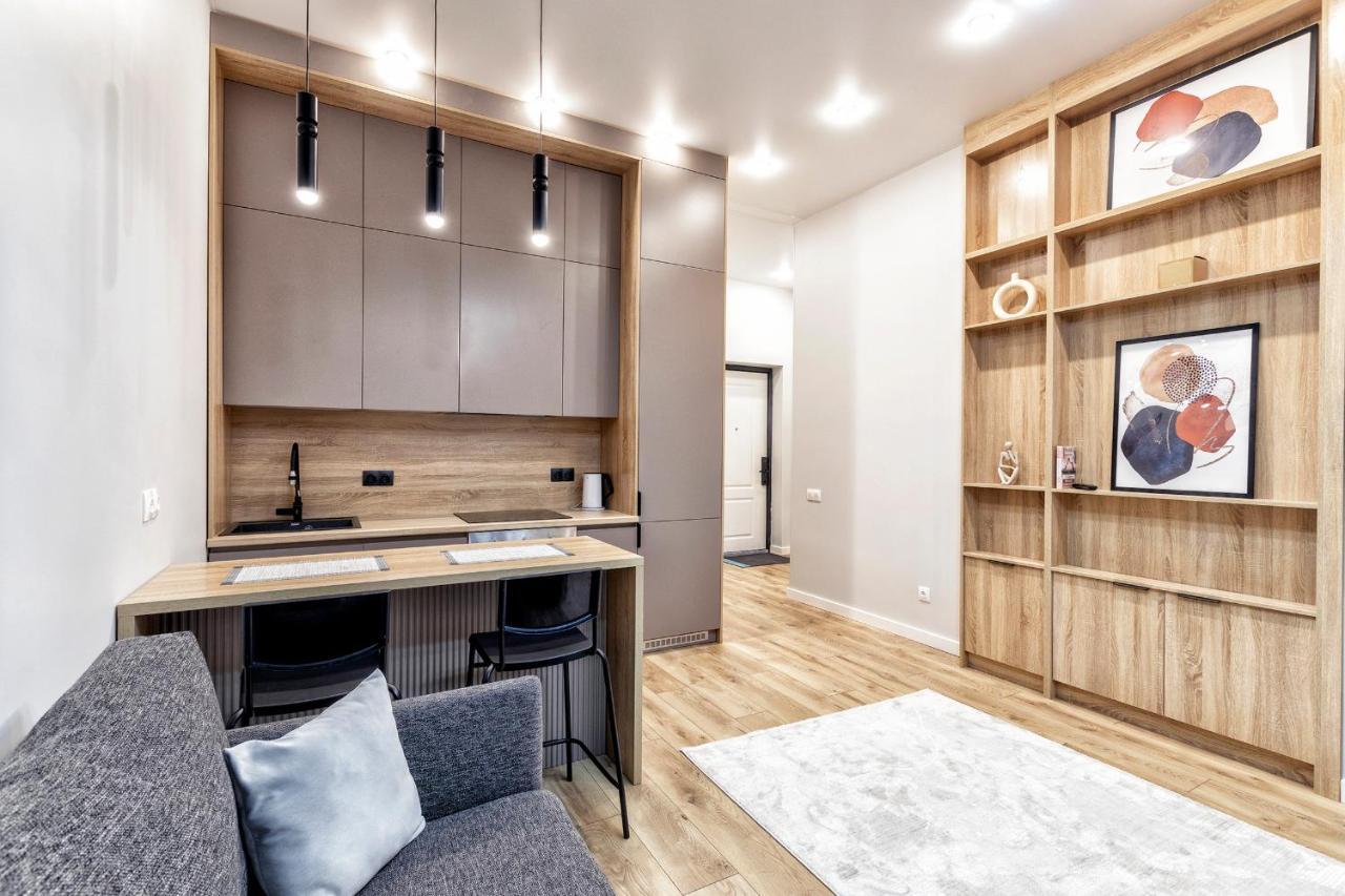 Aura Business Class Apartment Akmola Esterno foto