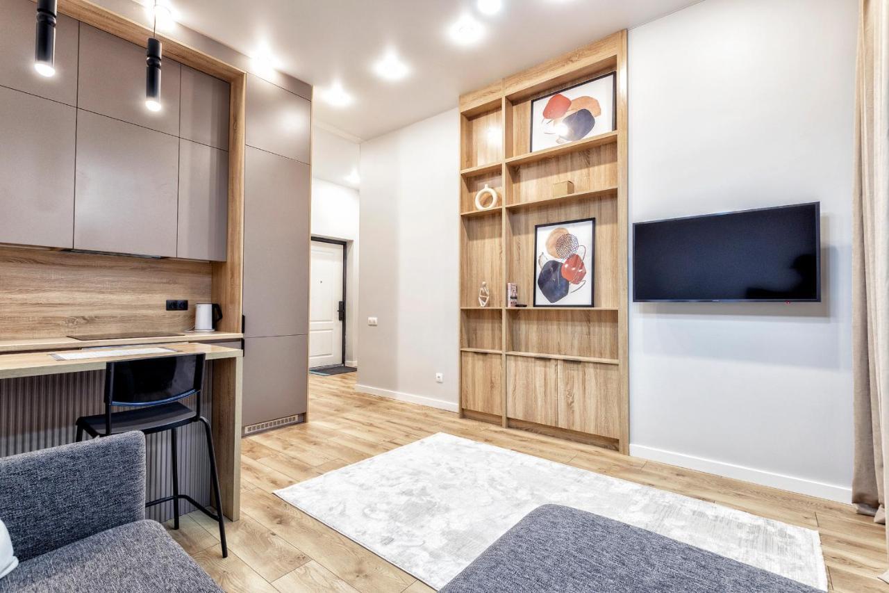 Aura Business Class Apartment Akmola Esterno foto