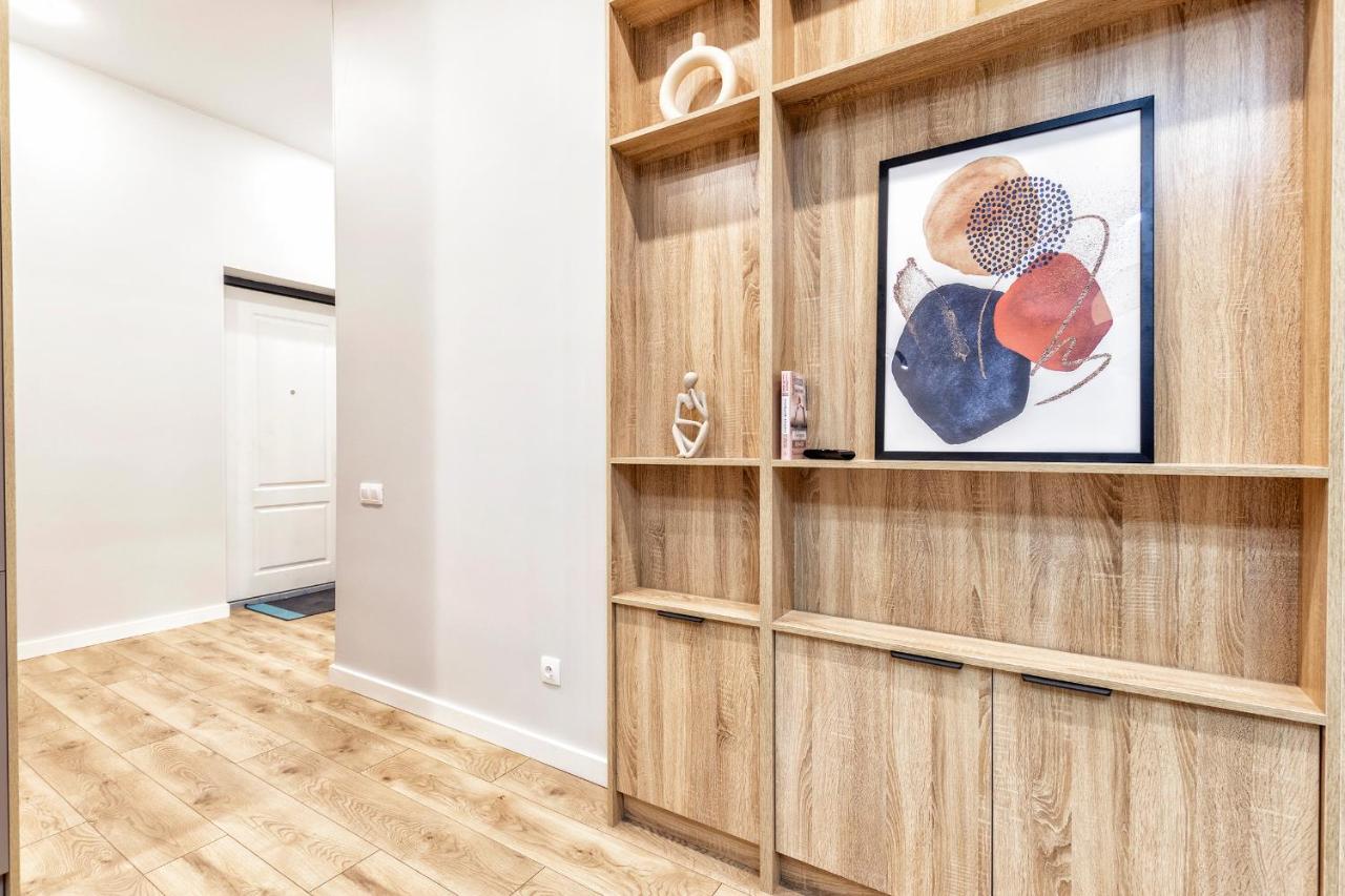 Aura Business Class Apartment Akmola Esterno foto
