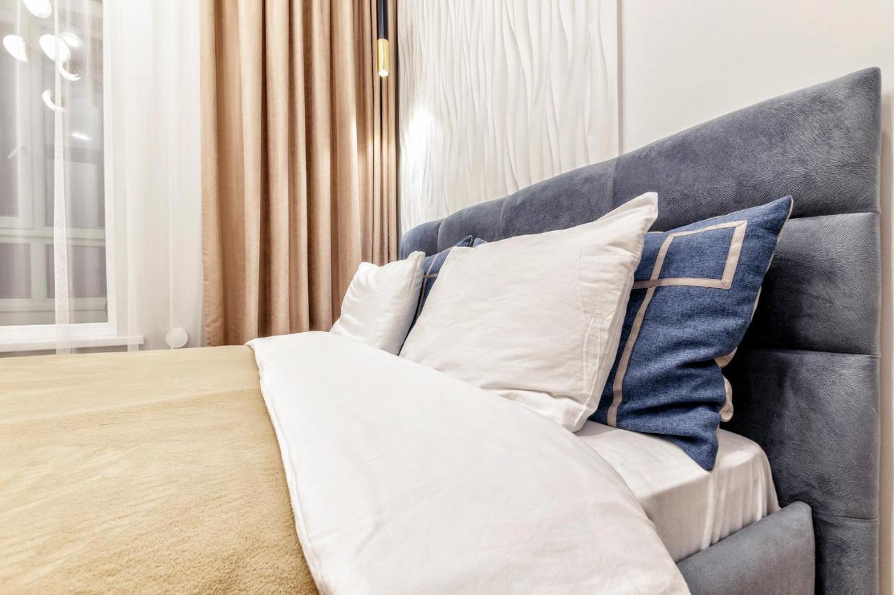 Aura Business Class Apartment Akmola Esterno foto