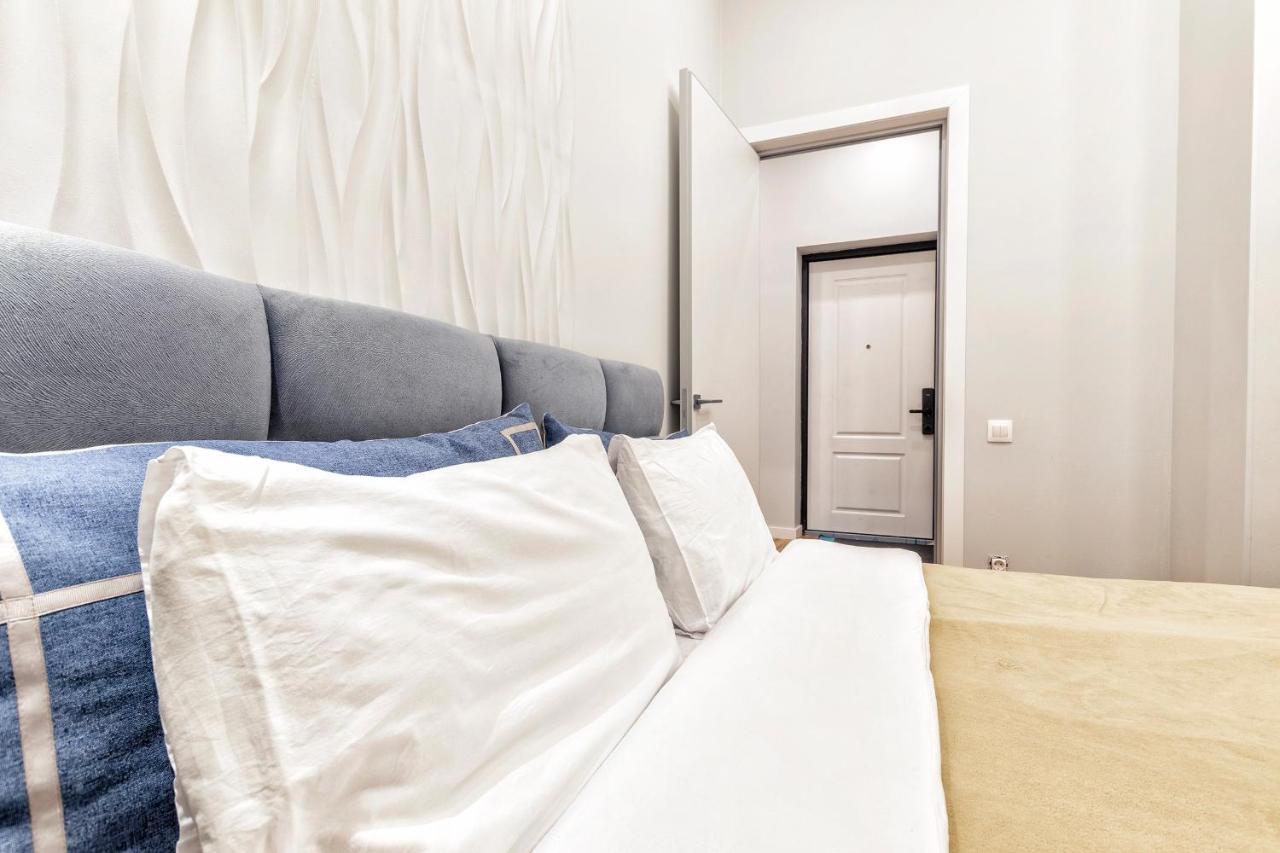 Aura Business Class Apartment Akmola Esterno foto